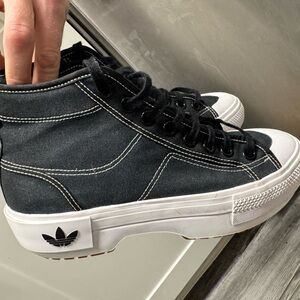 adidas Originals Nizza Trek Black/GZ8857, White /GZ8858 Womens Size 10